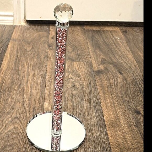 Unique Design Pink Crushed Diamond Paper Towel Holder - Picture 5 of 6